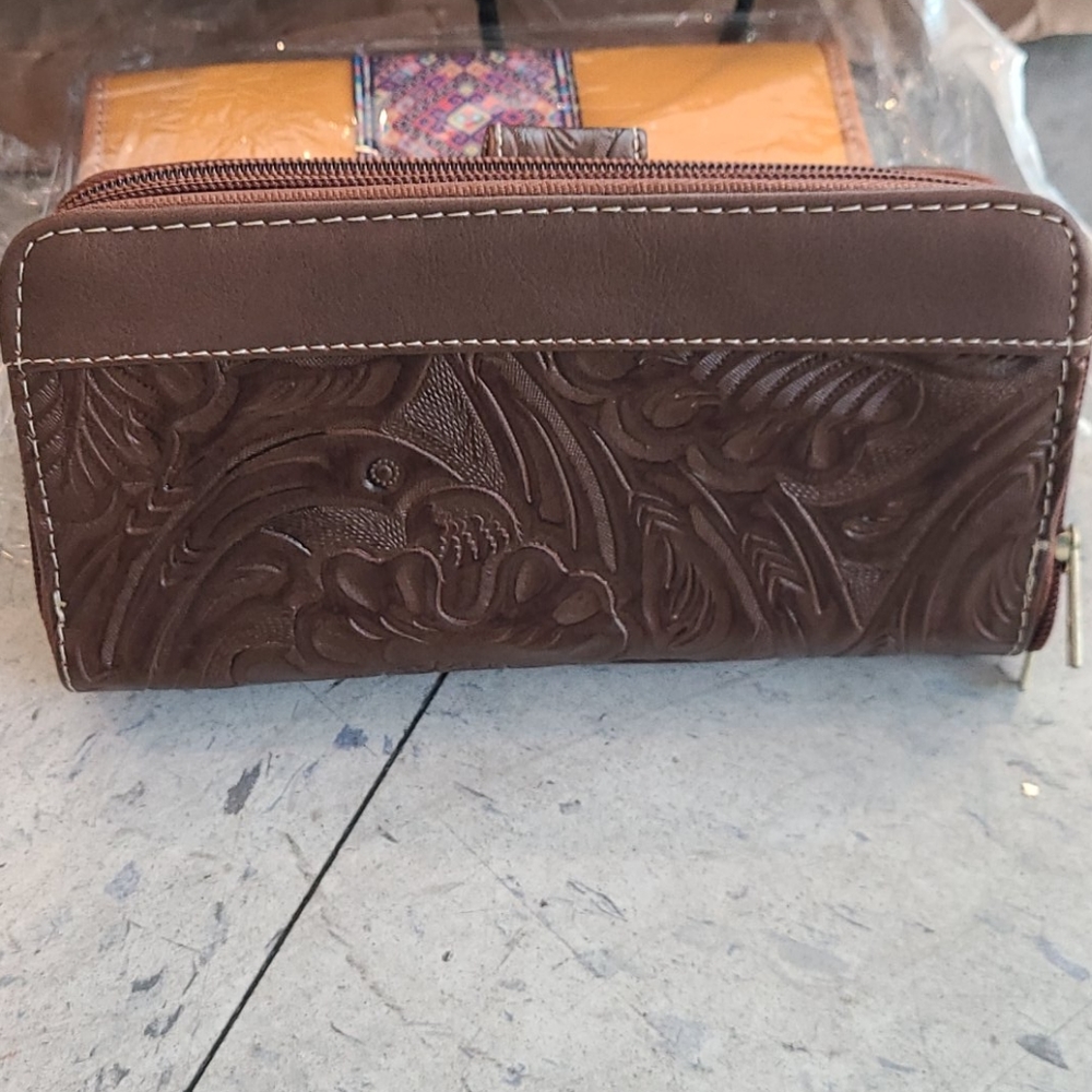 Wallet - Picture 4 of 4